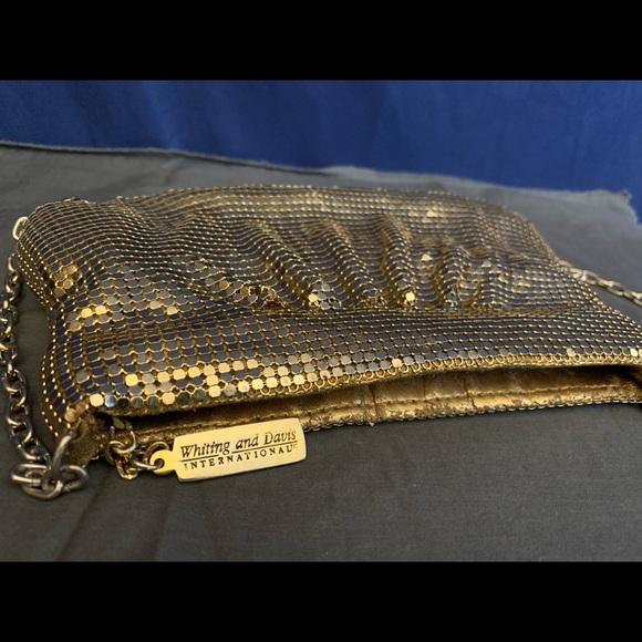 Whiting and Davis metal mesh gold purse - Picture 5 of 6
